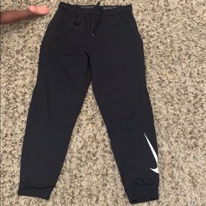 Men’s Nike sweats size XL